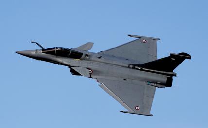 СМИ: Сумку с секретными данными производителя истребителей Rafale украли во Франции СМИ: Сумку с секретными данными производителя истребителей Rafale украли во Франции
