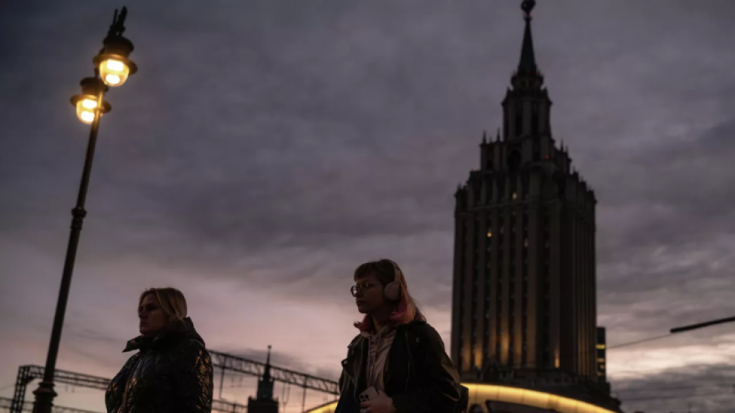 В Москве установят 26 тысяч новых фонарей В Москве установят 26 тысяч новых фонарей
