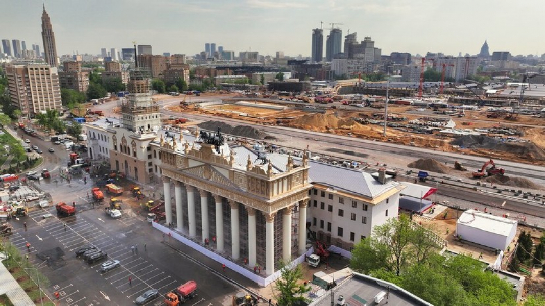 В Москве благоустроили сквер рядом с Центральным ипподромом В Москве благоустроили сквер рядом с Центральным ипподромом