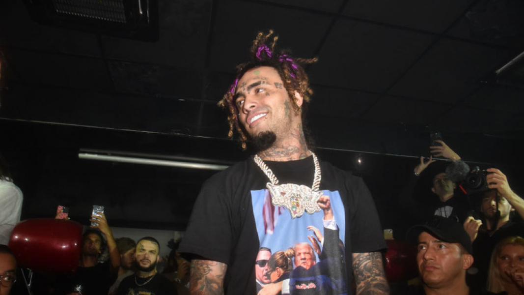 Американский рэпер Lil Pump заявил о желании снова приехать в Россию Американский рэпер Lil Pump заявил о желании снова приехать в Россию