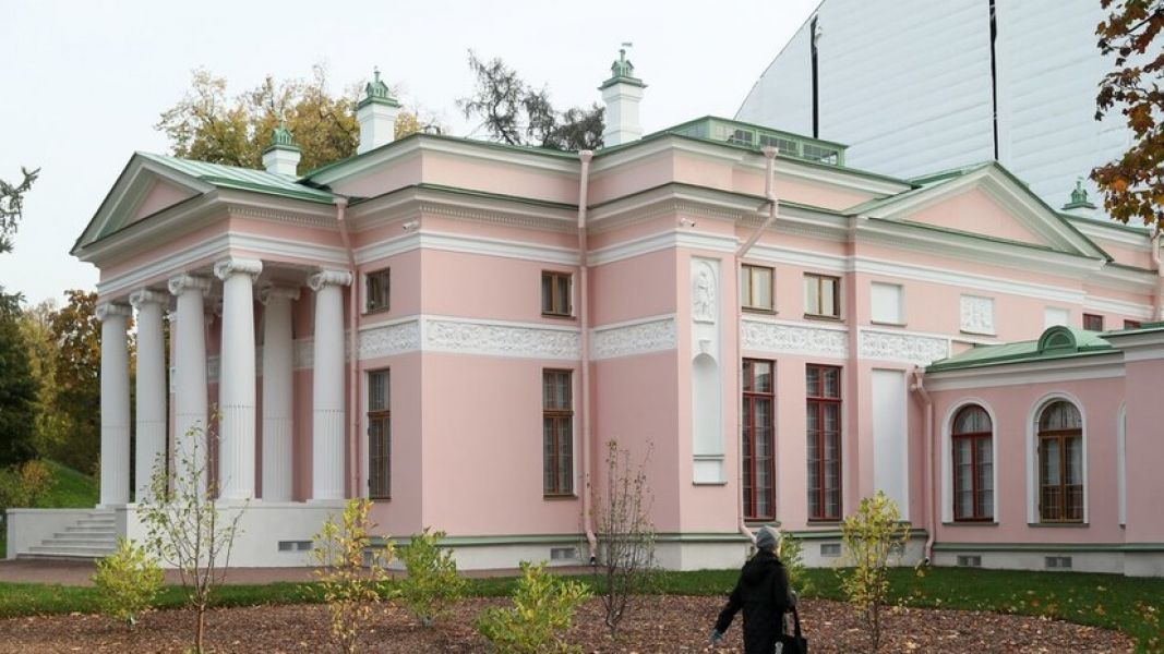 В усадьбе Останкино реставраторы обнаружили документы XVIII века В усадьбе Останкино реставраторы обнаружили документы XVIII века